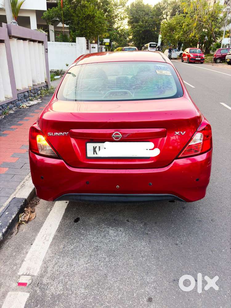 Nissan Sunny Xv Premium Pack (leather), 2012, Petrol