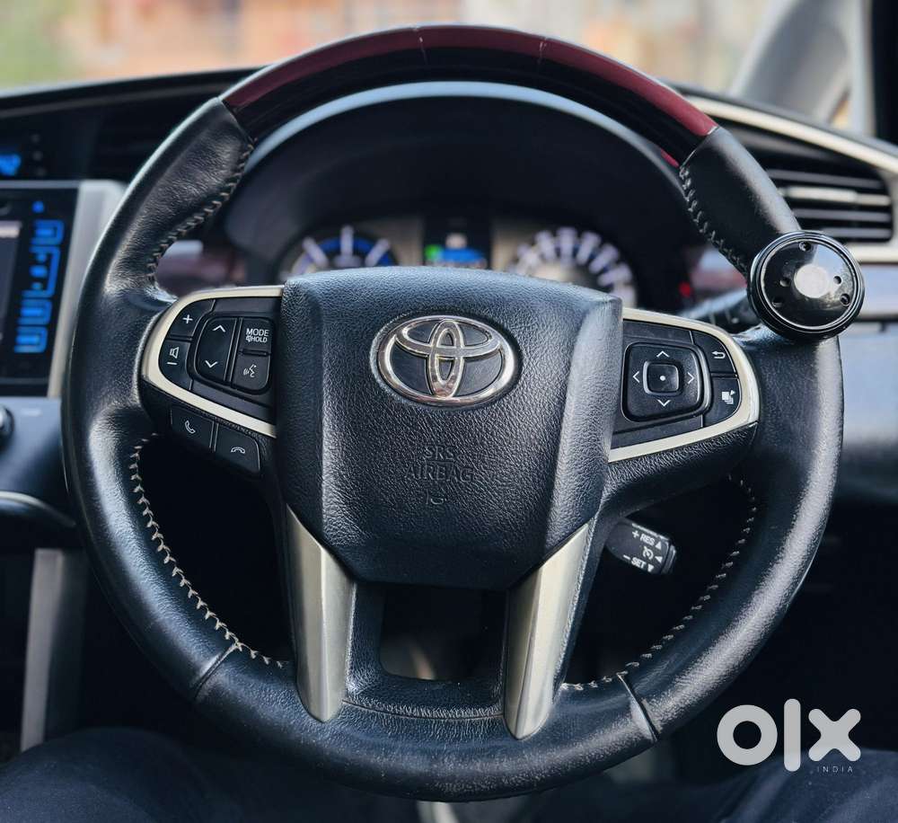 Toyota Innova Crysta 2.4 Z 7 Str, 2016, Diesel