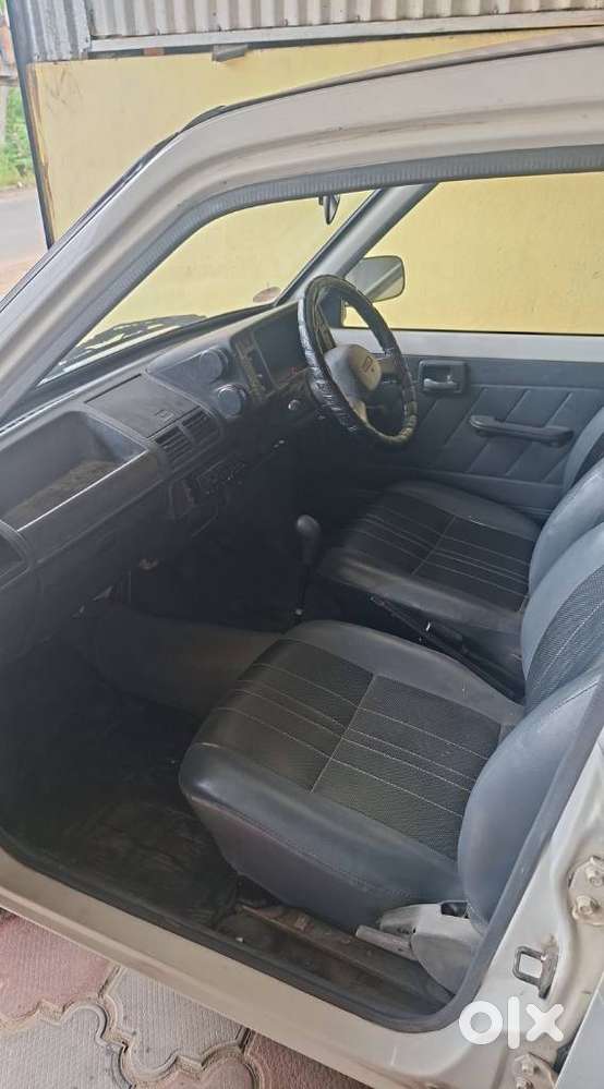 Maruti Suzuki 800 Std, 2001, Petrol