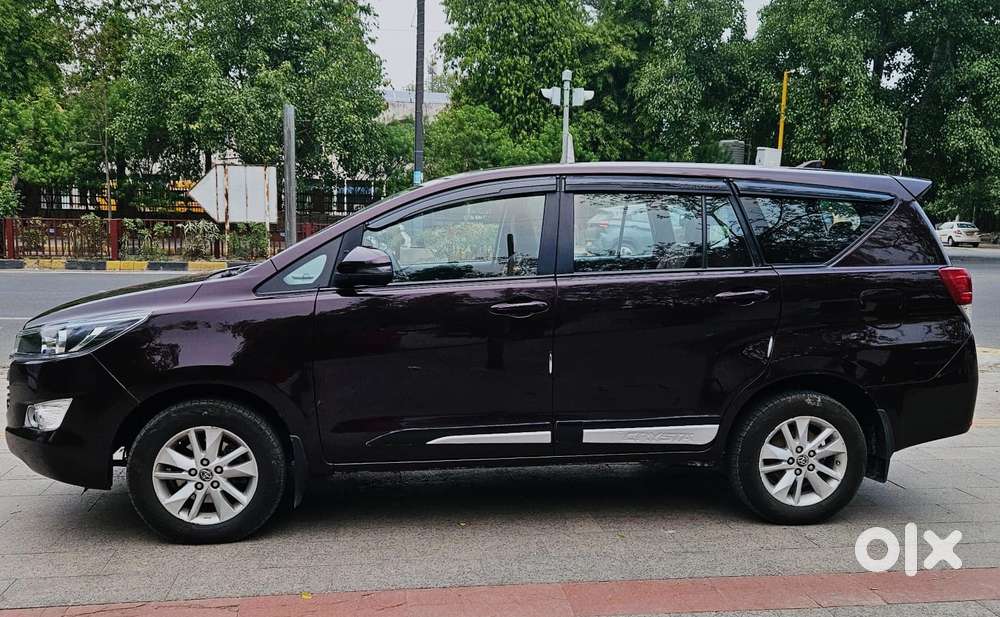 Toyota Innova Crysta 2.4 G Mt 7 Str, 2019, Diesel