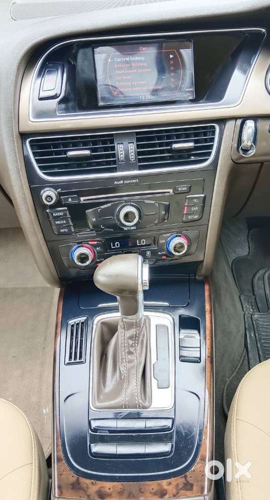 Audi A4 2.0 Tdi Premium With Sunroof, 2015, Diesel