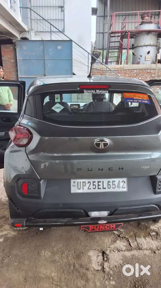 Tata Punch 2025 Cng & Hybrids 4953 Km Driven