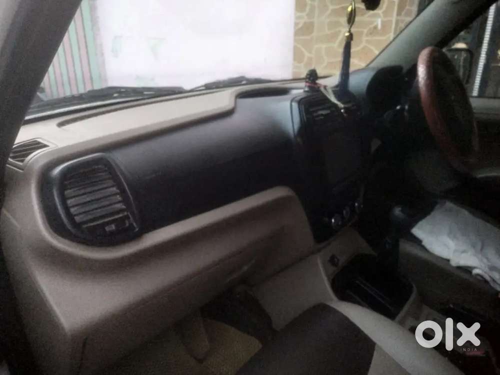 Mahindra Tuv 300 1.5 2018