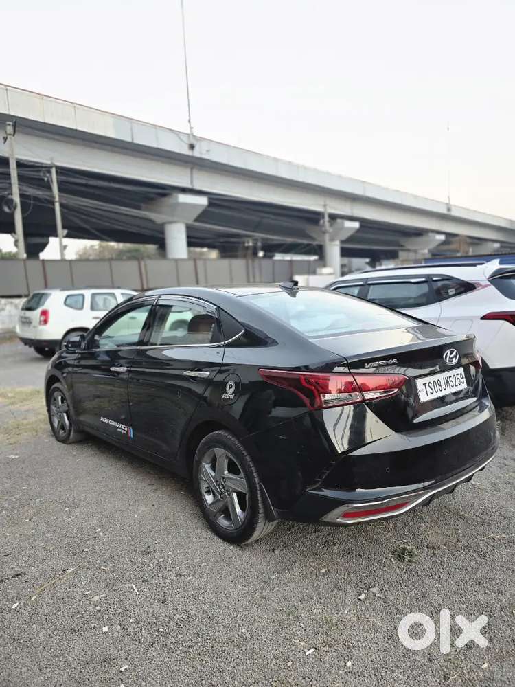 Hyundai Verna 2022 Petrol 49000 Km Driven