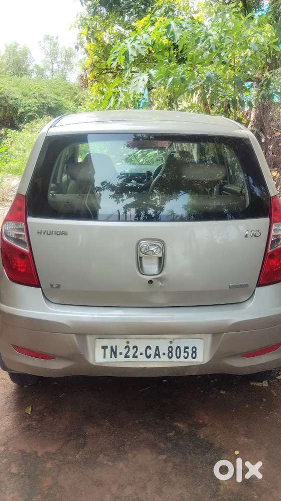 Hyundai I10 Sportz Petrol 2011