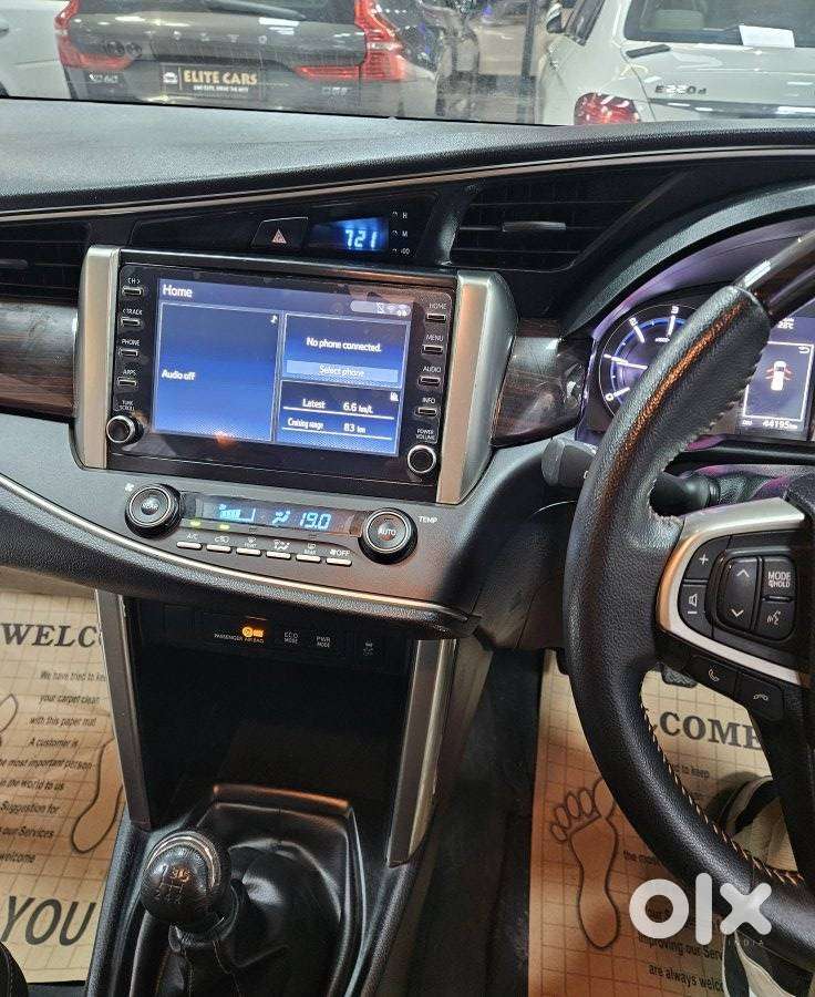 Toyota Innova Crysta 2.4 V 7 Str, 2023, Diesel