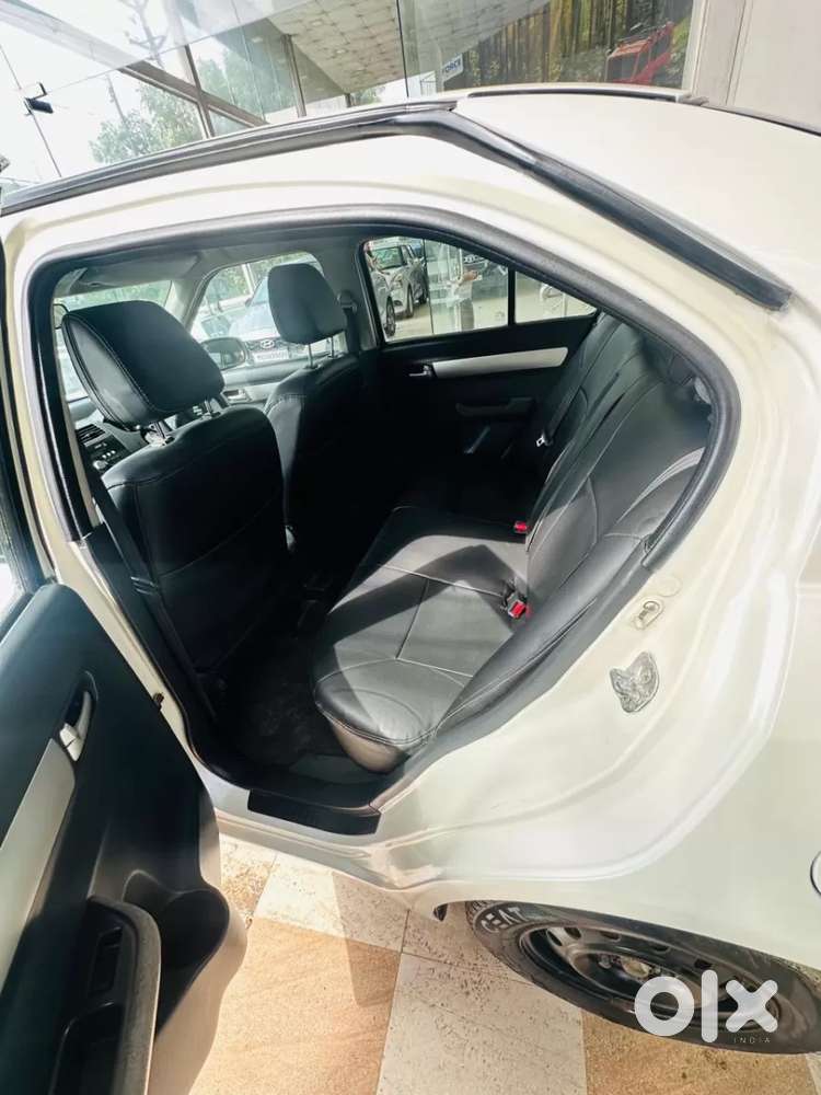 Maruti Suzuki Swift Dzire 1.3 Vxi, 2011, Petrol