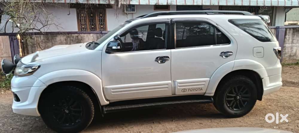 Toyota Fortuner 4x4 Mt 2.8 Diesel, 2013, Diesel