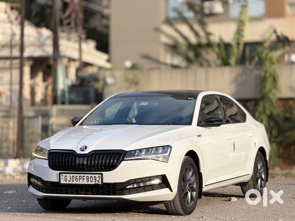 Skoda Superb 2.0 Sportline Tsi At, 2021, Petrol