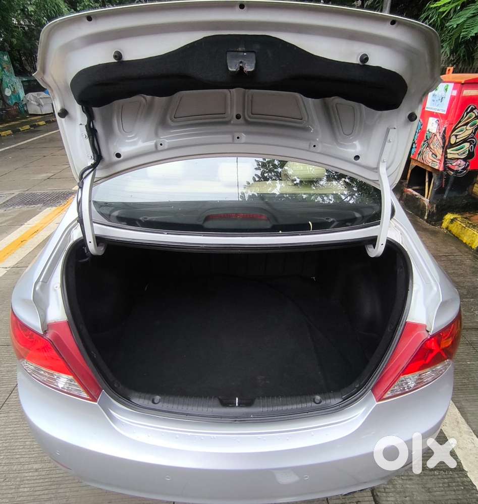 Hyundai Verna Fluidic 1.6 Vtvt Sx Opt, 2013, Petrol