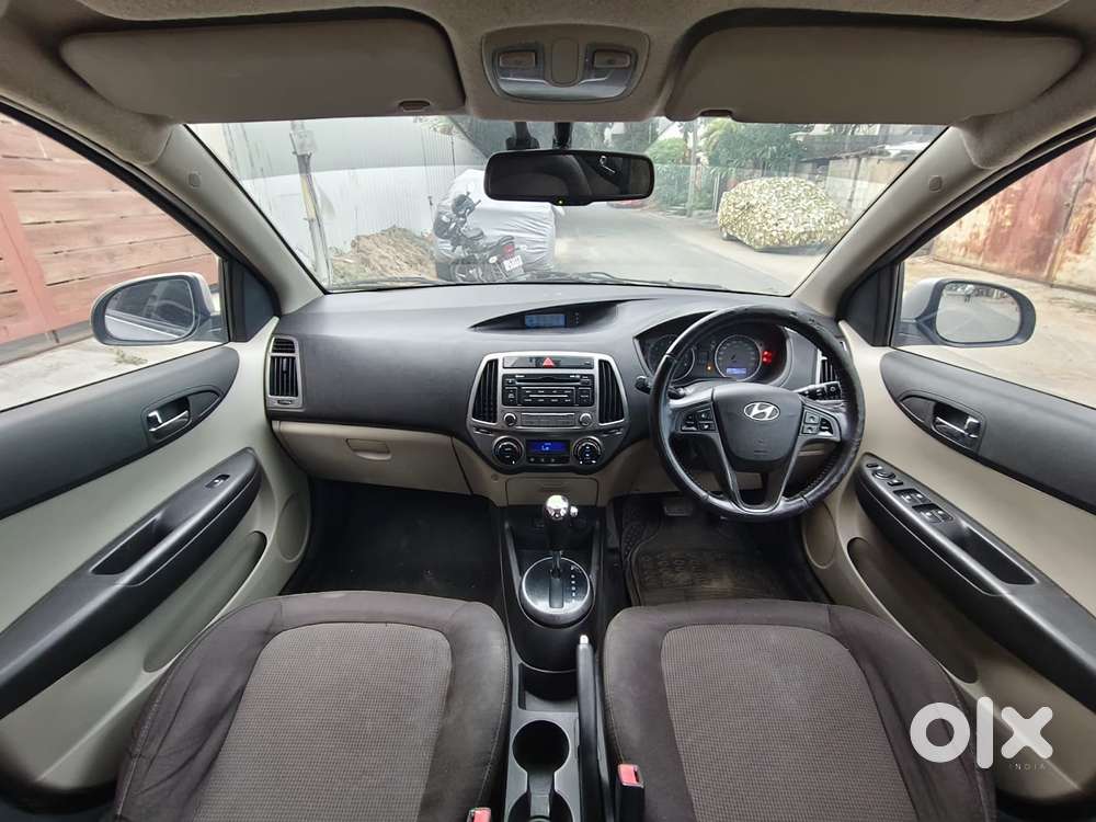 Hyundai I20 Sportz At 1.4, 2012, Petrol