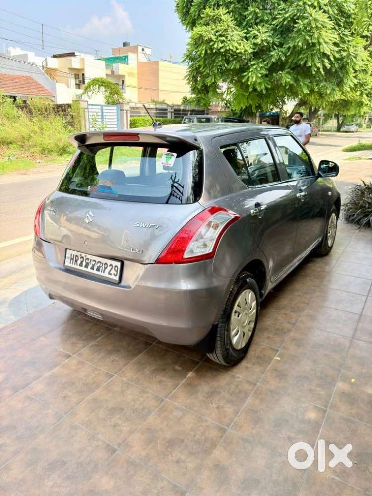 Maruti Suzuki Swift Lxi, 2015, Petrol
