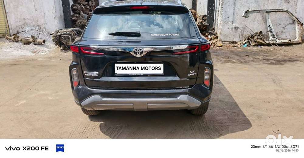 Toyota Urban Cruiser Hyryder 1.5 V Neo Drive At, 2025, Petrol