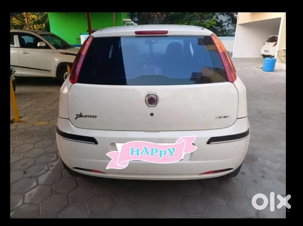 Fiat Grande Punto 2011 Petrol 65000 Km Driven