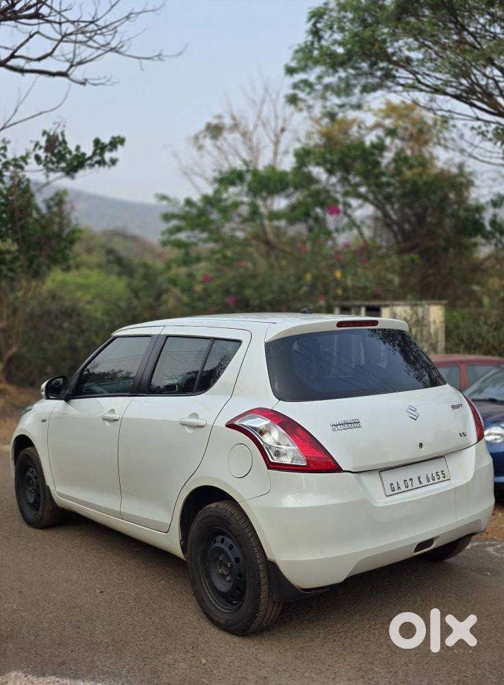 Maruti Suzuki Swift Vxi + Manual, 2014, Petrol