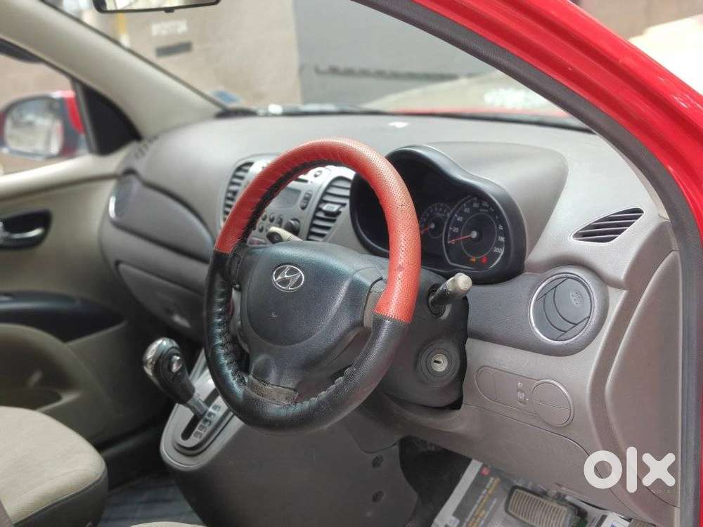 Hyundai I10 Sportz At, 2010, Petrol