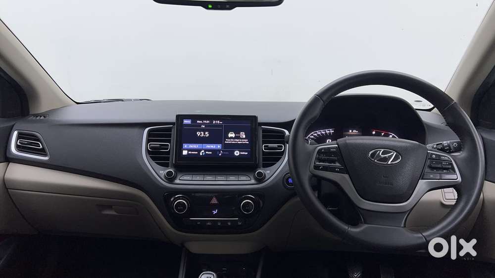 Hyundai Verna 1.5 Sx Ivt, 2022, Petrol