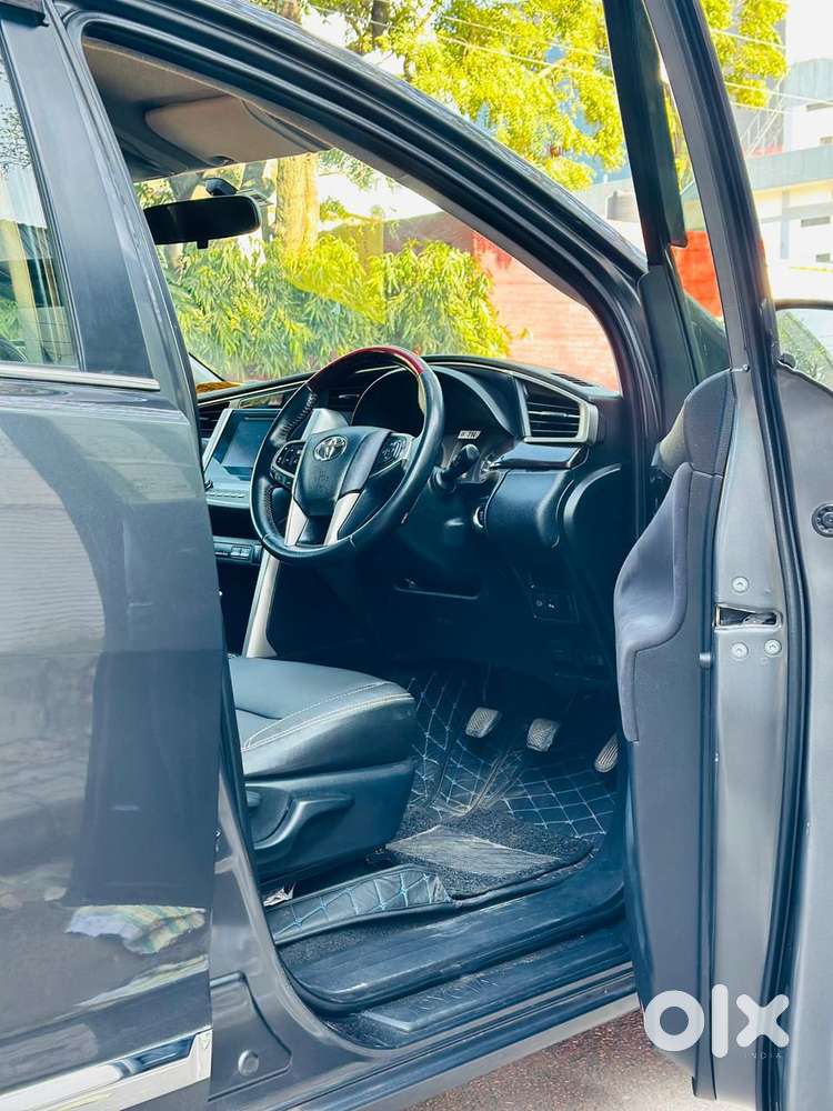 Toyota Innova Crysta 2.4 V, 2020, Diesel