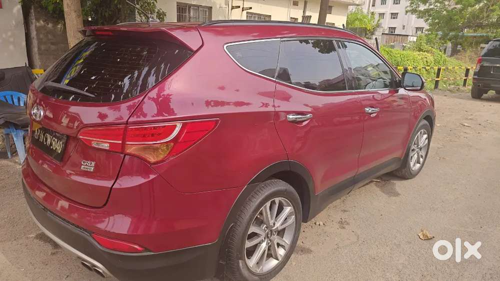 Hyundai New Santa Fe 2014 Diesel 142000 Km Driven