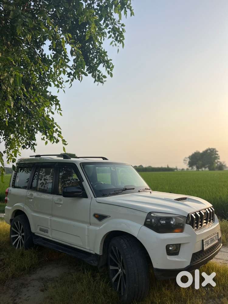 Mahindra Scorpio Diesel 2015 Variant