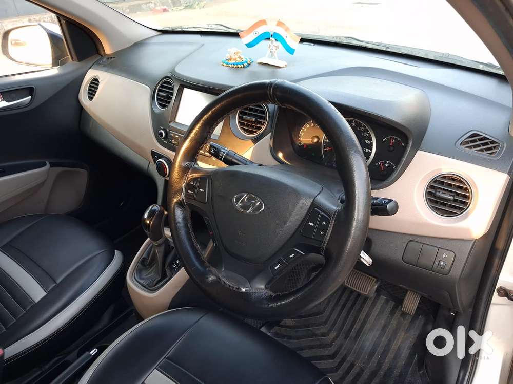 Hyundai Grand I10 At Sportz, 2017, Petrol