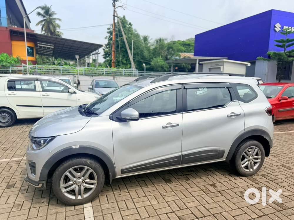 Renault Triber Rxz, 2019, Petrol