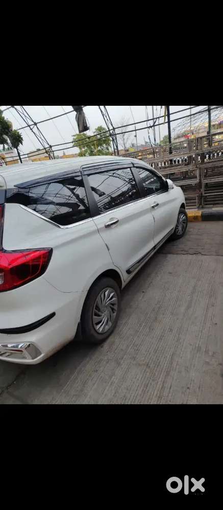 Maruti Ertiga 1.5 Vxi 2024