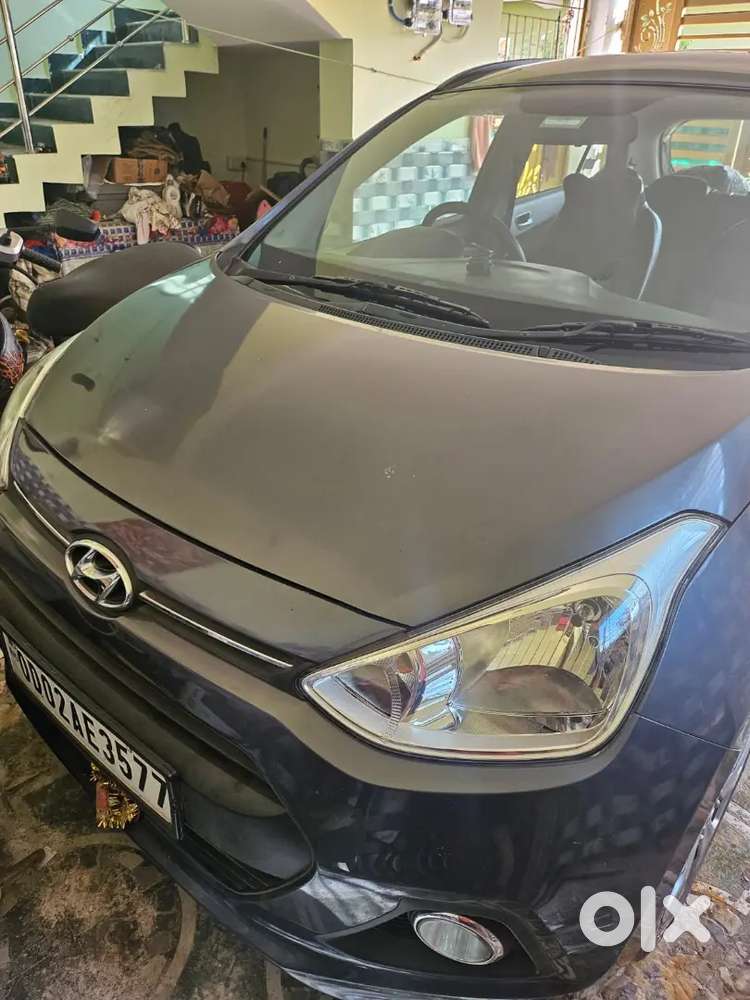 Hyundai Grand I10 2017 Petrol 42000 Km Driven Immaculate Condition