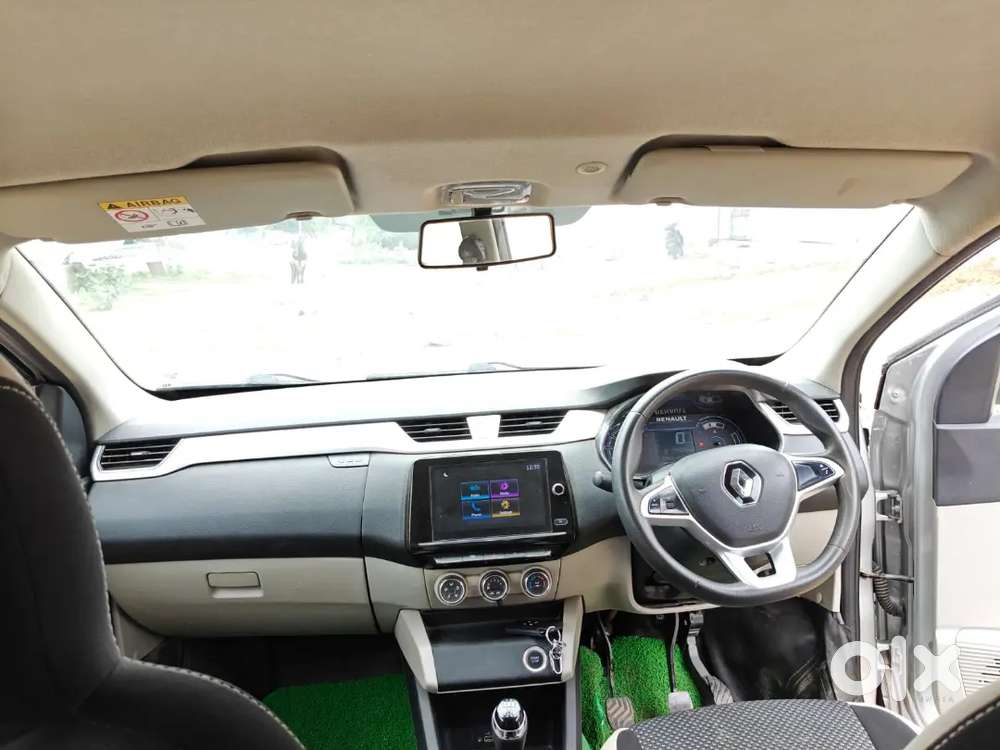 2022 Renault Triber 2nd Owner At 4,00,000/-