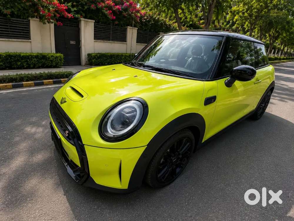 Mini Cooper 2023 Petrol Well Maintained