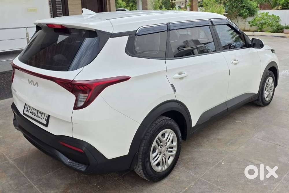 Kia Carens G 1.5 6mt Premium (o) 7-seater, 2024, Petrol