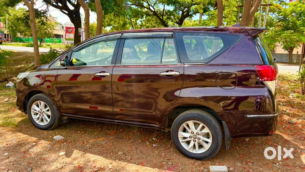 Toyota Innova Crysta 2018