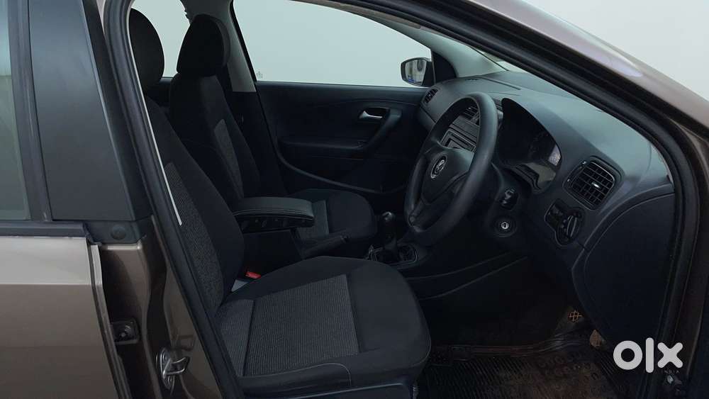 Volkswagen Polo Petrol Comfortline 1.2l, 2016, Petrol