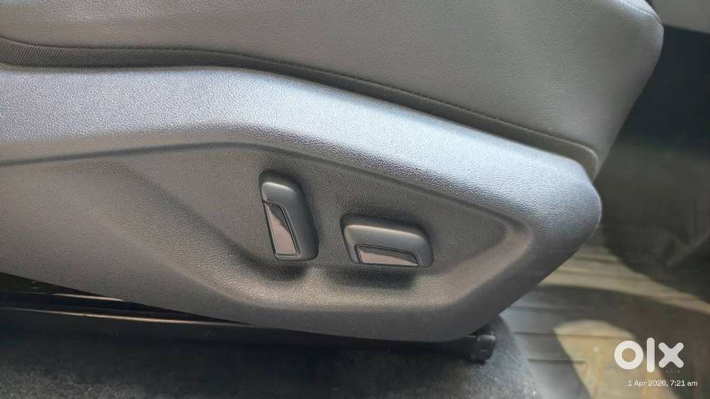 Near-new Skoda Kylaq Prestige At  Only 3500 Km  Smp + Ew Included