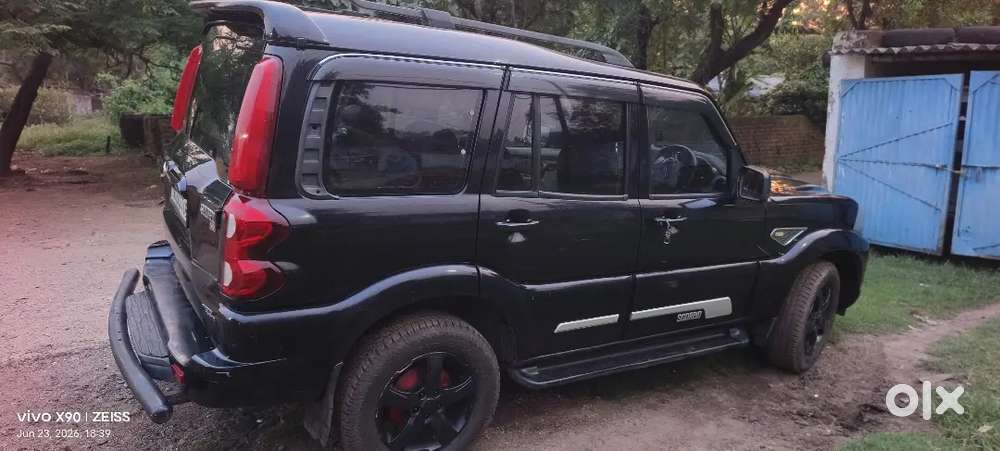 Mahindra Scorpio 2019 Diesel Well Maintained