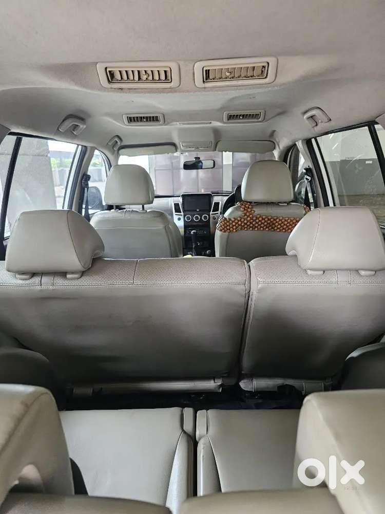 Mitsubishi Pajero Sport 2013 4*4 Manual