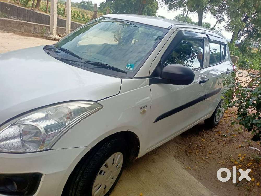 Maruti Swift Lxi 2015
