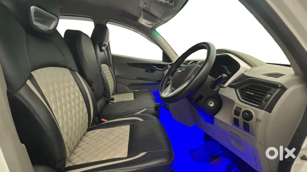 Mahindra Kuv 100 2016-2017 Mfalcon G80 K6 5str, 2016, Petrol