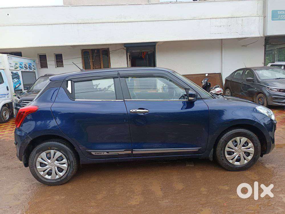Maruti Suzuki Swift Vxi + Manual, 2020, Petrol