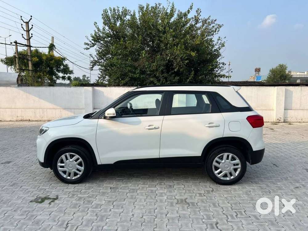 Maruti Suzuki Brezza 1.5 Vxi Smart Hybrid, 2022, Petrol