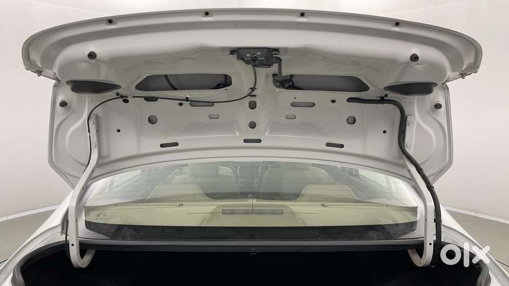 Maruti Suzuki Ciaz Zxi, 2015, Petrol