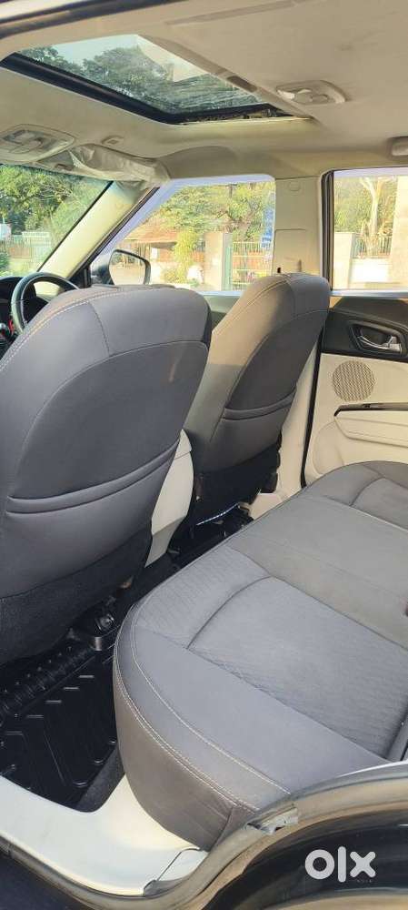 Mahindra Xuv300 W8 Option Diesel, 2022, Diesel