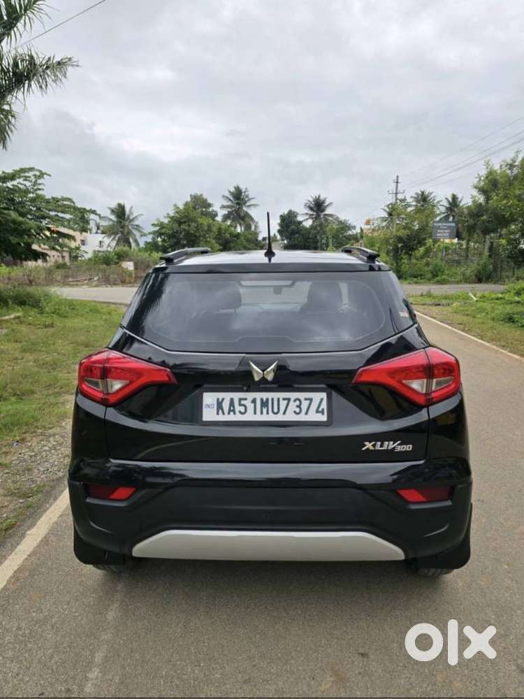 Mahindra Xuv300 W6, 2023, Petrol