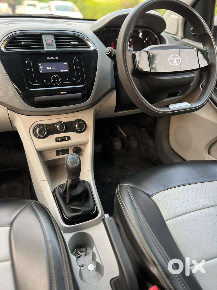 Tata Tiago 1.2 Revotron Xm, 2025, Petrol