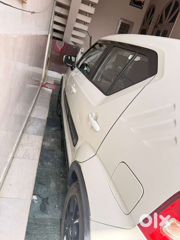 2018 Maruti Suzuki Ignis Manual Petrol