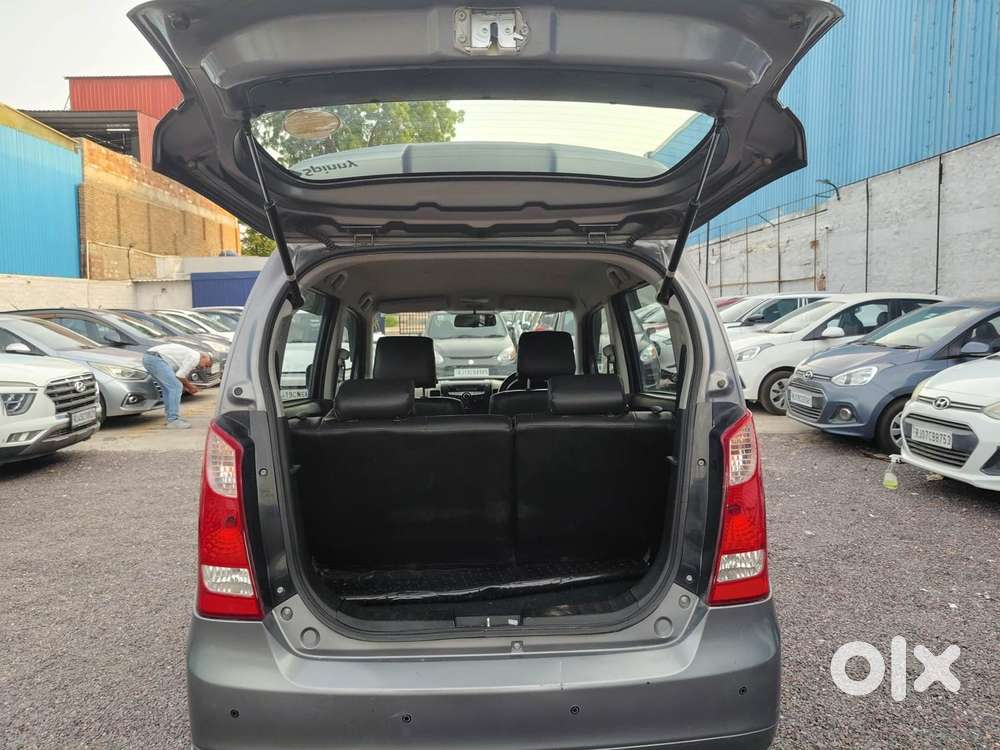 Maruti Suzuki Wagon R 1.0 Vxi Amt, 2017, Petrol