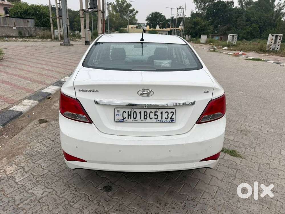 Hyundai Verna Xi (petrol), 2015, Petrol
