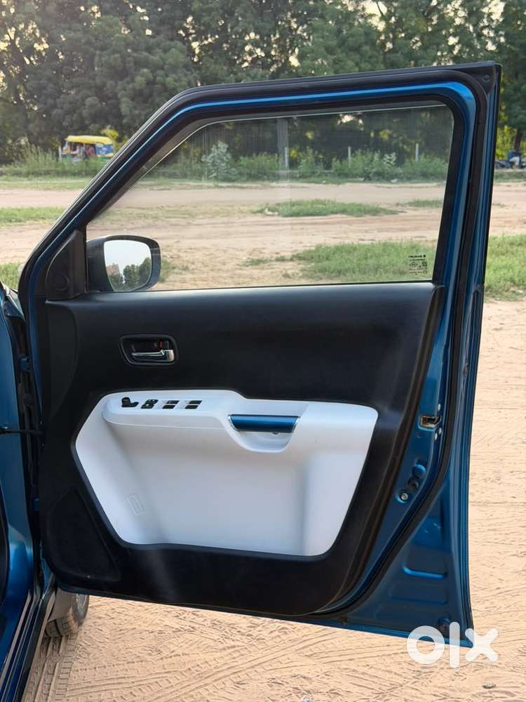 Maruti Suzuki Ignis 1.2 Amt Alpha, 2017, Petrol
