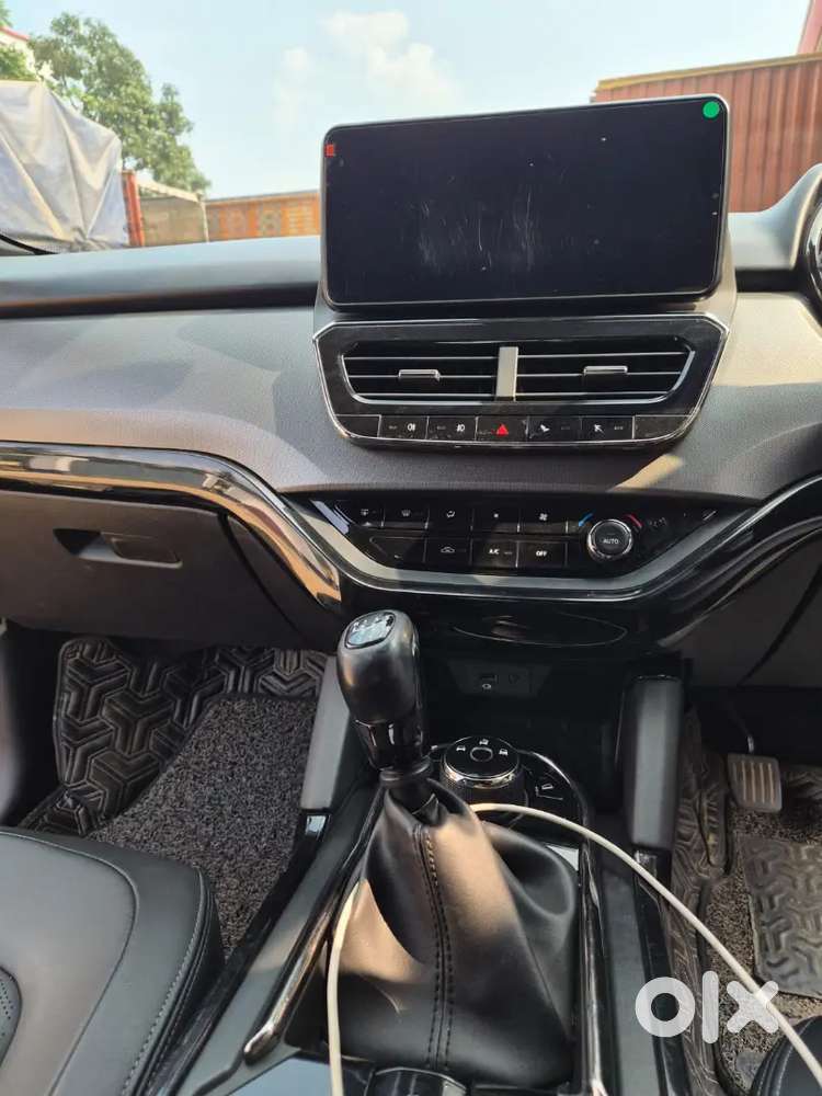 Tata Harrier 2023 Diesel Well Maintained