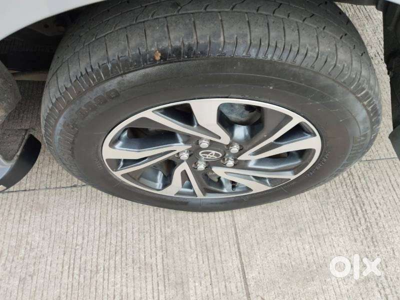 Toyota Innova Crysta 2.4 G Mt 8s, 2022, Diesel